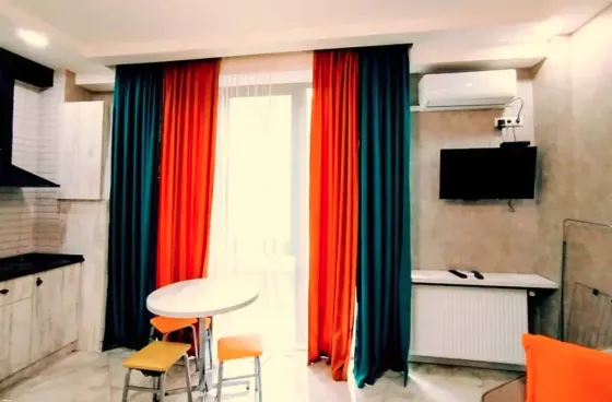 ქირავდება 2 ოთახიანი ბინა 47მ² 3/7 სართ თბილისი