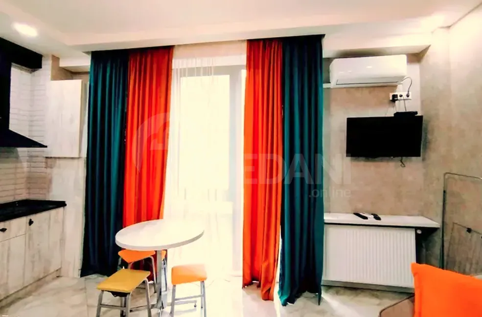 ქირავდება 2 ოთახიანი ბინა 47მ² 3/7 სართ თბილისი - photo 2