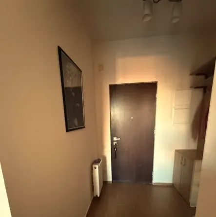 ქირავდება 2 ოთახიანი ბინა 60მ² 8/16 სართ თბილისი