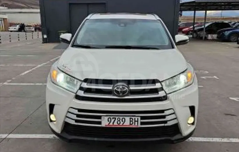 Toyota Highlander 3.5L 2017 თბილისი - photo 1