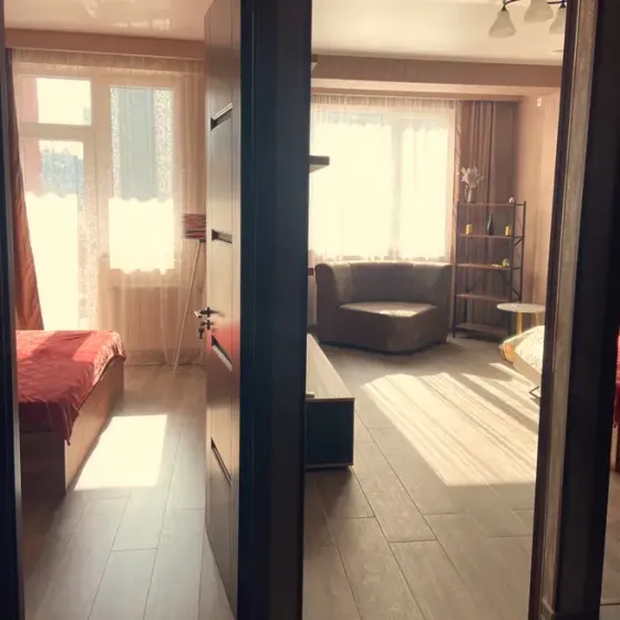 ქირავდება 2 ოთახიანი ბინა 50მ² 2/15 სართ თბილისი