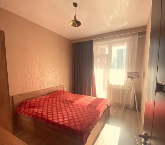 ქირავდება 2 ოთახიანი ბინა 50მ² 2/15 სართ თბილისი