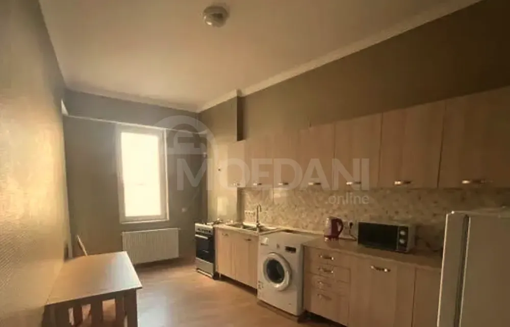 Сдам 4-комн. квартиру 110м² 4/12 эт. Тбилиси - изображение 1