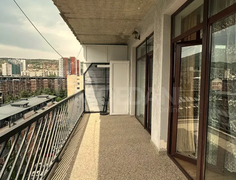 ქირავდება 2 ოთახიანი ბინა 65მ² 12/17 სართ თბილისი - photo 3