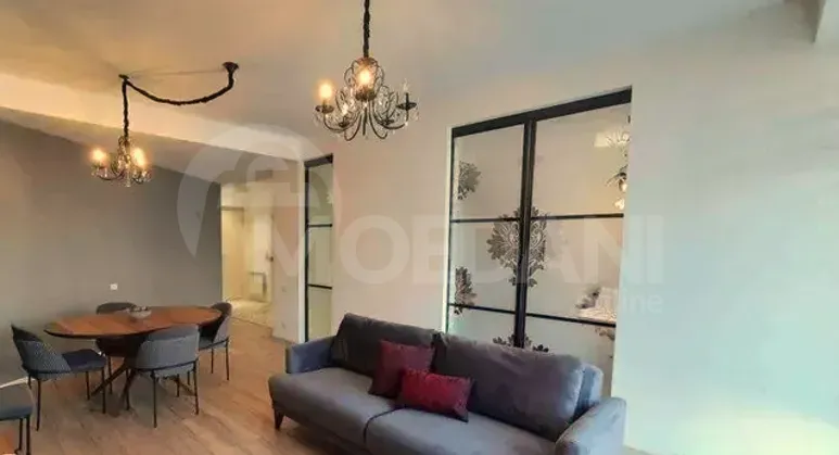 ქირავდება 2 ოთახიანი ბინა 72მ² 5/9 სართ თბილისი - photo 1