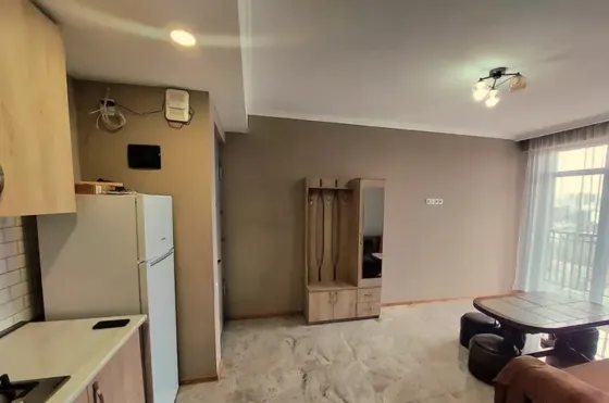 ქირავდება 2 ოთახიანი ბინა 47მ² 7/9 სართ თბილისი