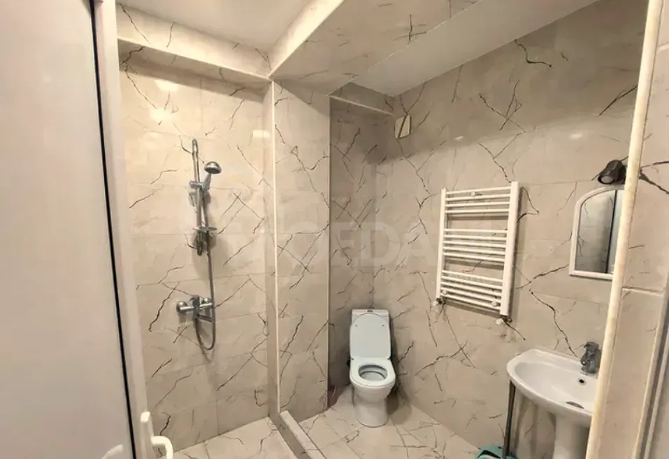 ქირავდება 2 ოთახიანი ბინა 47მ² 7/9 სართ თბილისი - photo 6