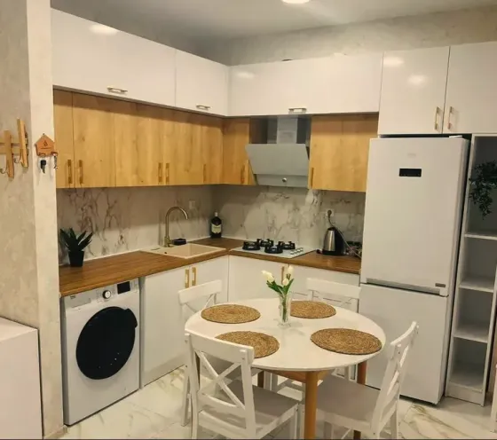 ქირავდება 2 ოთახიანი ბინა 55მ² 5/17 სართ თბილისი