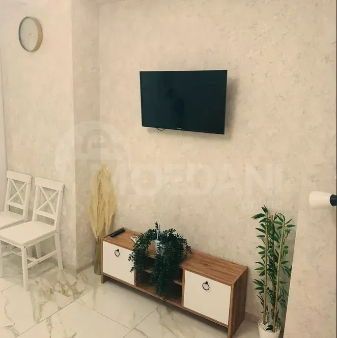 ქირავდება 2 ოთახიანი ბინა 55მ² 5/17 სართ თბილისი - photo 2