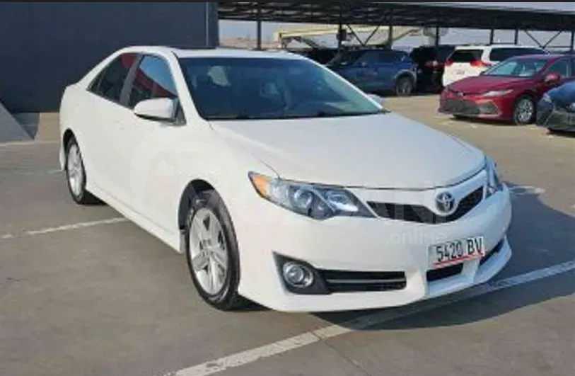 Toyota Camry 2.5L 2014 Tbilisi - photo 3