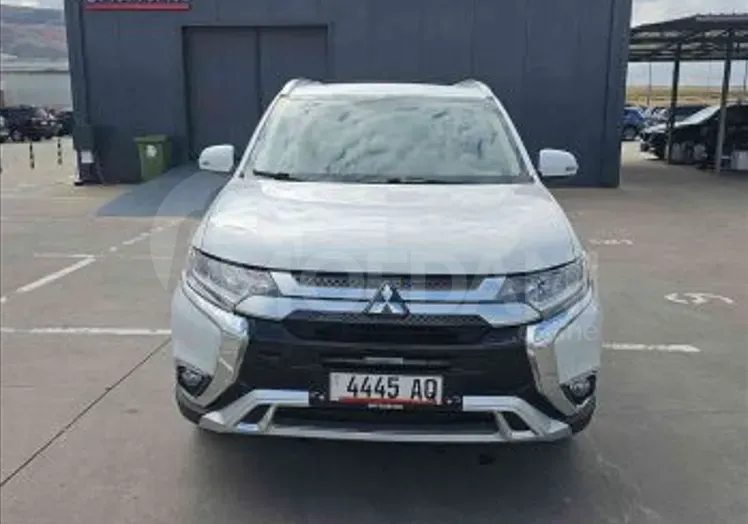 Mitsubishi Outlander 2016 თბილისი - photo 1