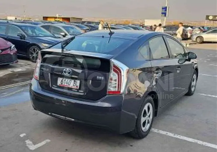 Toyota Prius 1.8L 2014 Тбилиси - изображение 4
