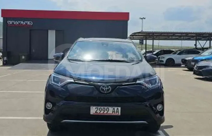Toyota RAV4 2.5L 2018 Тбилиси - изображение 2