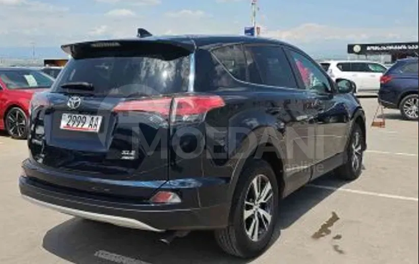 Toyota RAV4 2.5L 2018 Тбилиси - изображение 4