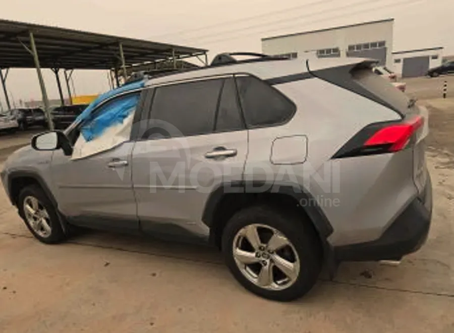 Toyota RAV4 2.5L 2019 Тбилиси - изображение 3