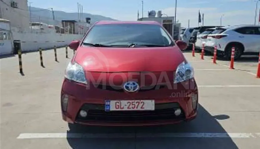 Toyota Prius 1.8L 2015 Тбилиси - изображение 1