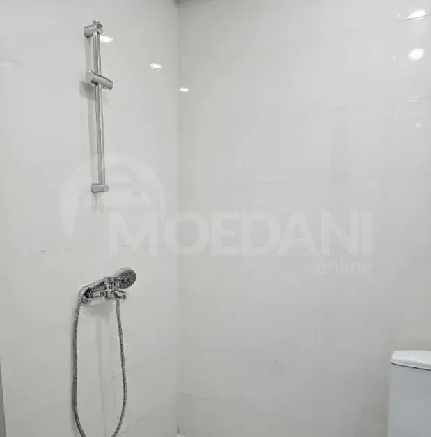 ქირავდება 2 ოთახიანი ბინა 50მ² 5/8 სართ თბილისი - photo 7