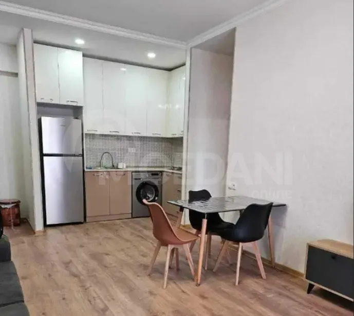 ქირავდება 2 ოთახიანი ბინა 50მ² 5/8 სართ თბილისი - photo 5