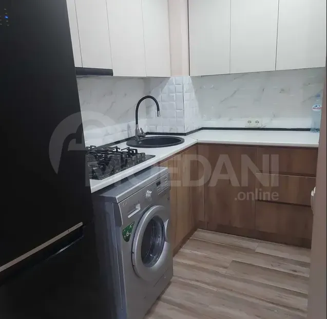 ქირავდება 2 ოთახიანი ბინა 45მ² 6/6 სართ თბილისი - photo 10