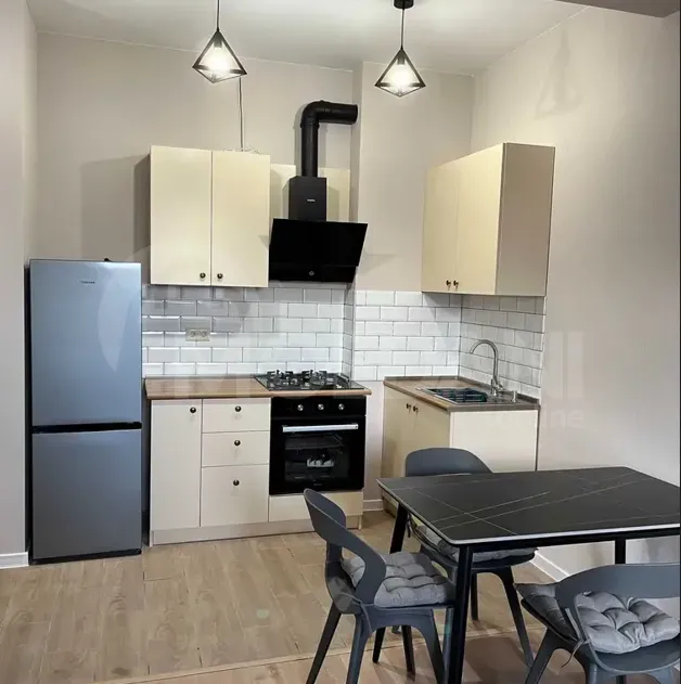 ქირავდება 2 ოთახიანი ბინა 50მ² 3/9 სართ თბილისი - photo 7