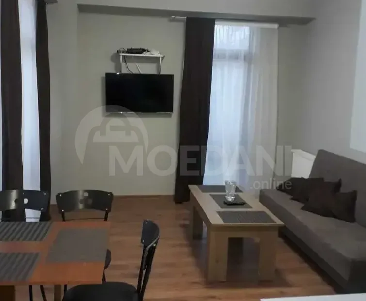 ქირავდება 2 ოთახიანი ბინა 50მ² 2/9 სართ თბილისი - photo 1