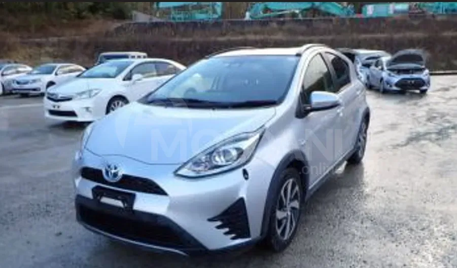 Toyota Aqua 1.5L 2017 Тбилиси - изображение 1