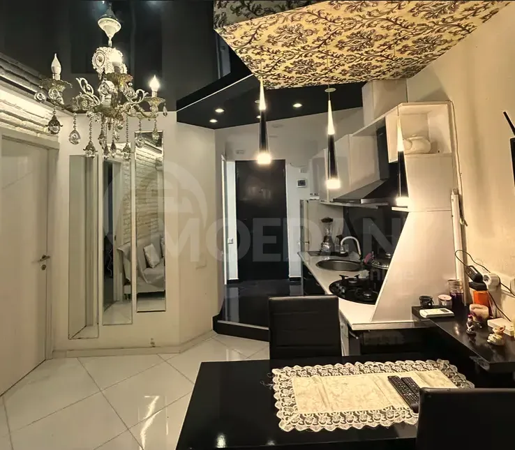 Сдам 3-комн. квартиру 50м² 1/5 эт. Тбилиси - изображение 1