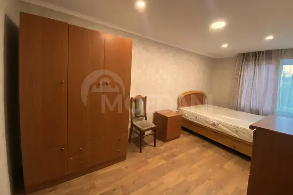 ქირავდება 2 ოთახიანი ბინა 60მ² 4/5 სართ თბილისი - photo 4