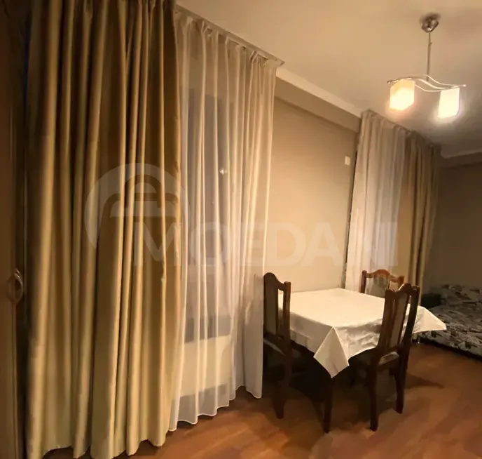 ქირავდება 2 ოთახიანი ბინა 60მ² 4/5 სართ თბილისი - photo 9