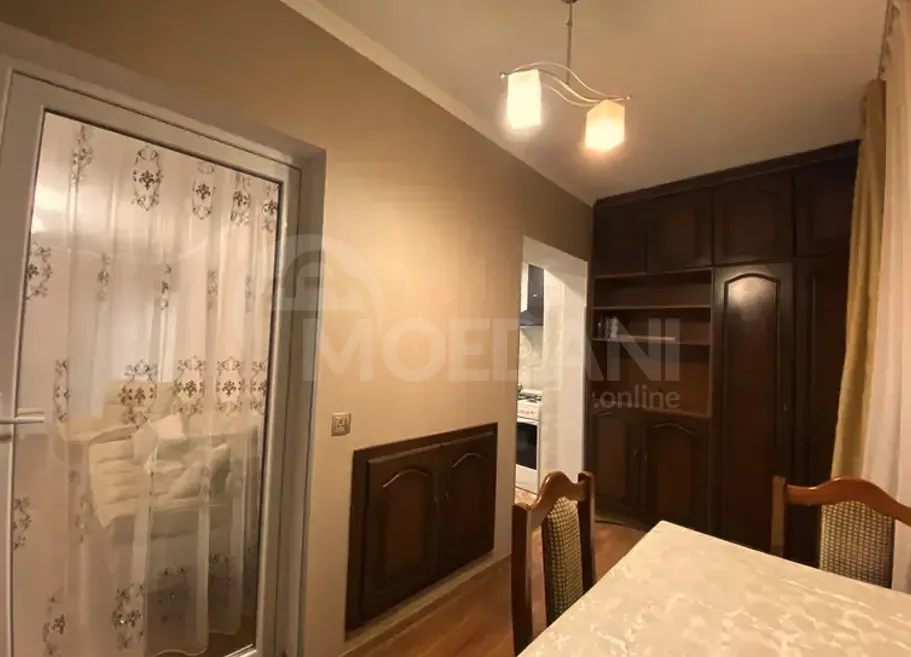 ქირავდება 2 ოთახიანი ბინა 60მ² 4/5 სართ თბილისი - photo 5