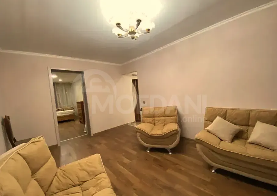 ქირავდება 2 ოთახიანი ბინა 60მ² 4/5 სართ თბილისი - photo 2