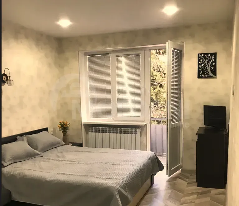 ქირავდება 1 ოთახიანი ბინა 40მ² 3/8 სართ თბილისი - photo 1