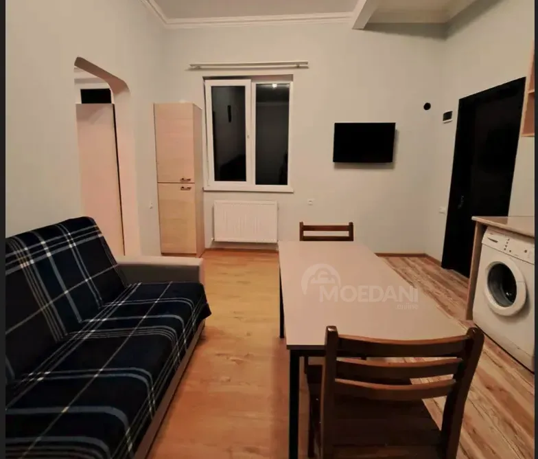 Сдам 2-комн. квартиру 40м² 2/3 эт. Тбилиси - изображение 1