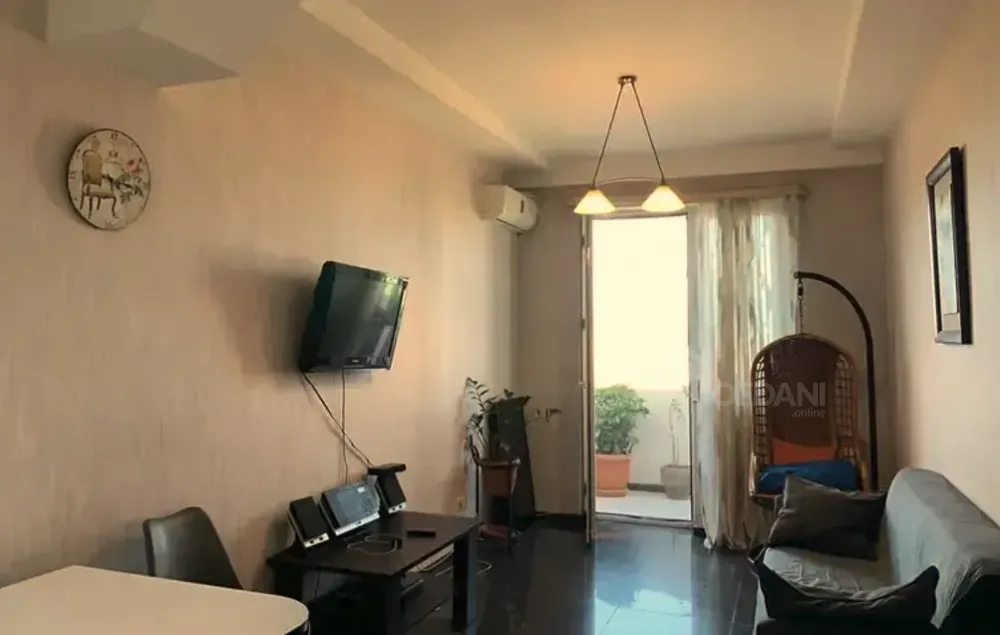 იყიდება 5 ოთახიანი ბინას 150მ² 5/13 სართ თბილისი - photo 1