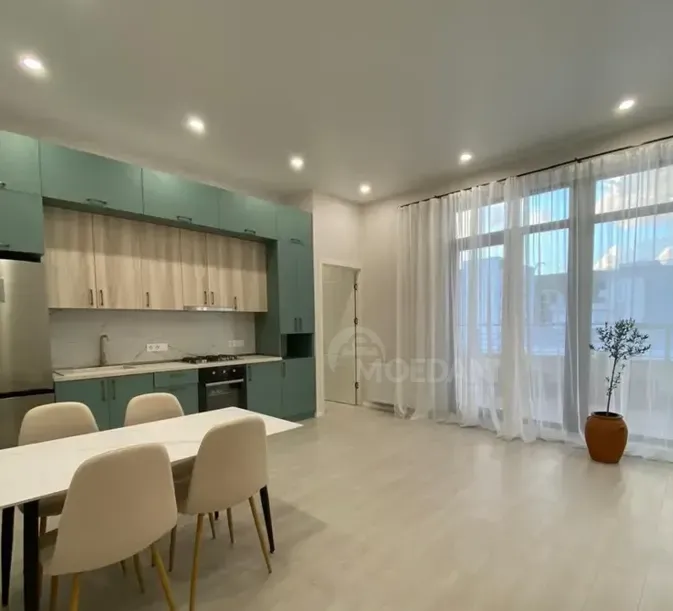 Продам 2-комн. квартиру 99м² 12/12 эт. Батуми - изображение 2