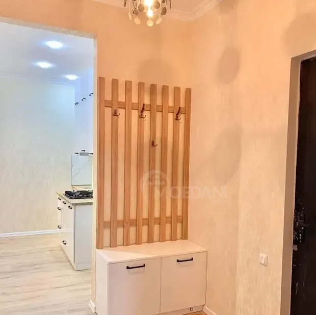 Продам 3-комн. квартиру 65м² 3/8 эт. Батуми - изображение 3