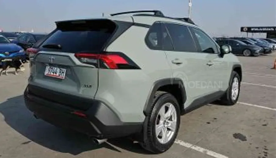 Toyota RAV4 2.5L 2019 Тбилиси - изображение 4