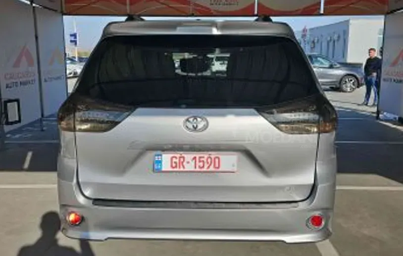 Toyota Sienna 3.5L 2017 თბილისი - photo 5