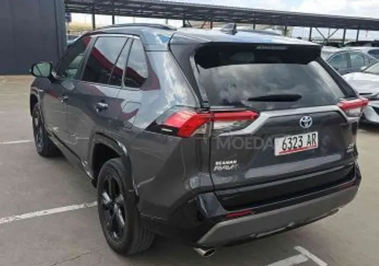 Toyota RAV4 2.5L 2020 Тбилиси - изображение 5