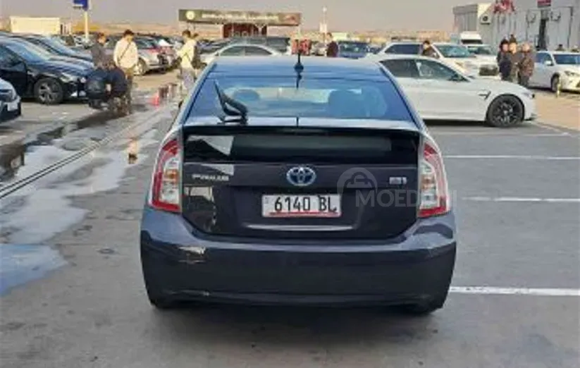 Toyota Prius 1.8L 2014 Тбилиси - изображение 5