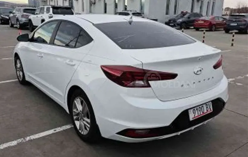 Hyundai Elantra 2019 Tbilisi - photo 6