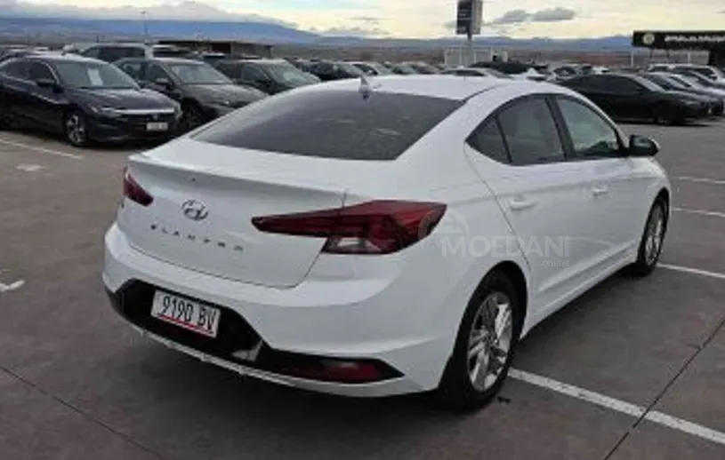 Hyundai Elantra 2019 Tbilisi - photo 4