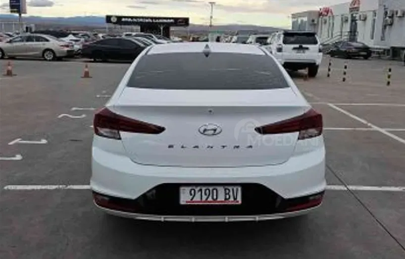 Hyundai Elantra 2019 Tbilisi - photo 5