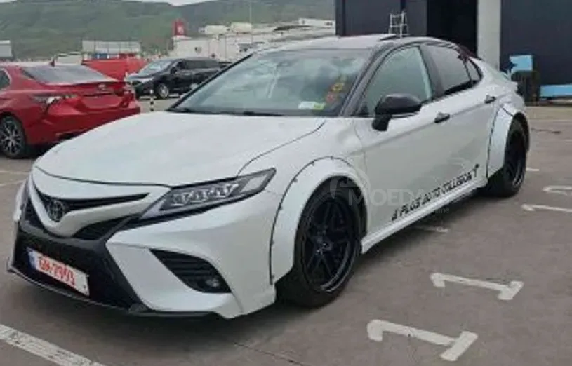 Toyota Camry 2.5L 2019 Tbilisi - photo 2