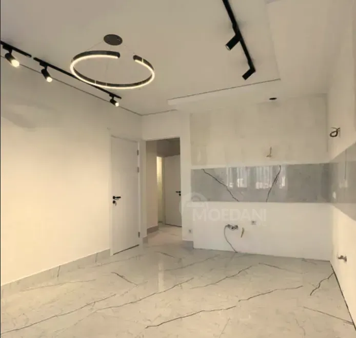 Продам 3-комн. квартиру 77м² 14/25 эт. Батуми - изображение 3