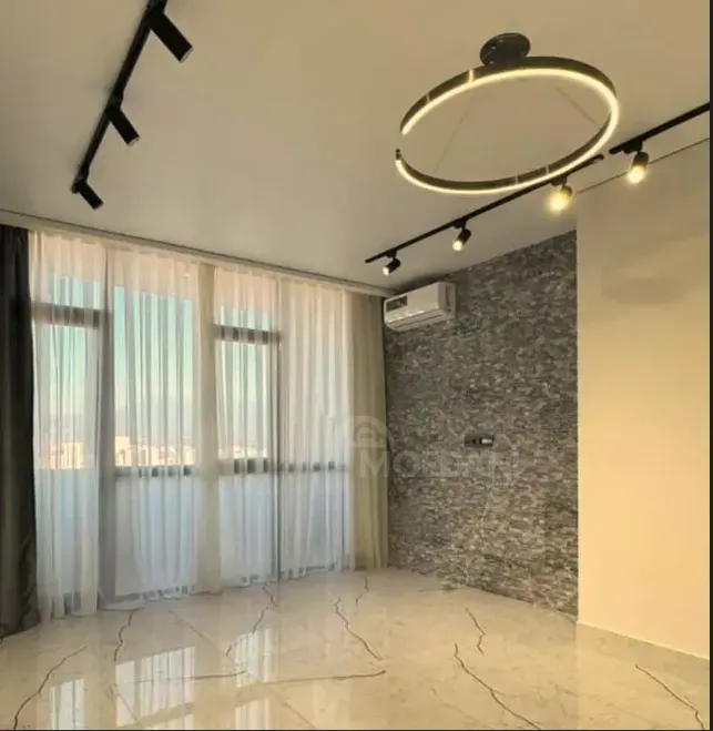 Продам 3-комн. квартиру 77м² 14/25 эт. Батуми - изображение 1