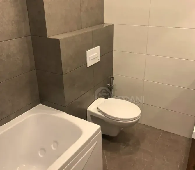 იყიდება 2 ოთახიანი ბინას $84 000  ბათუმი  55მ² 4/23 სართ ბათუმი - photo 12