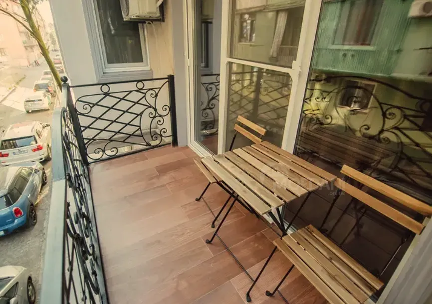 Продам 2-комн. квартиру 70м² 2/6 эт. Батуми - изображение 11