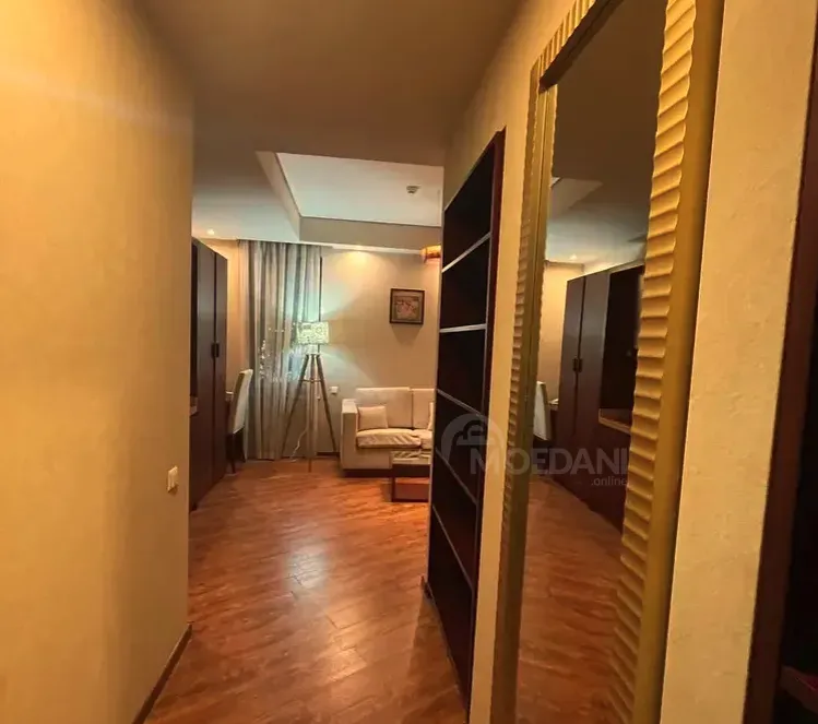 Продам 1-комн. квартиру 38м² 1/4 эт. Батуми - изображение 2