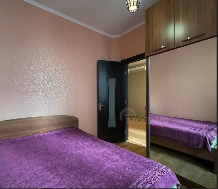 Продам 3-комн. квартиру 68м² 6/8 эт. Батуми - изображение 2